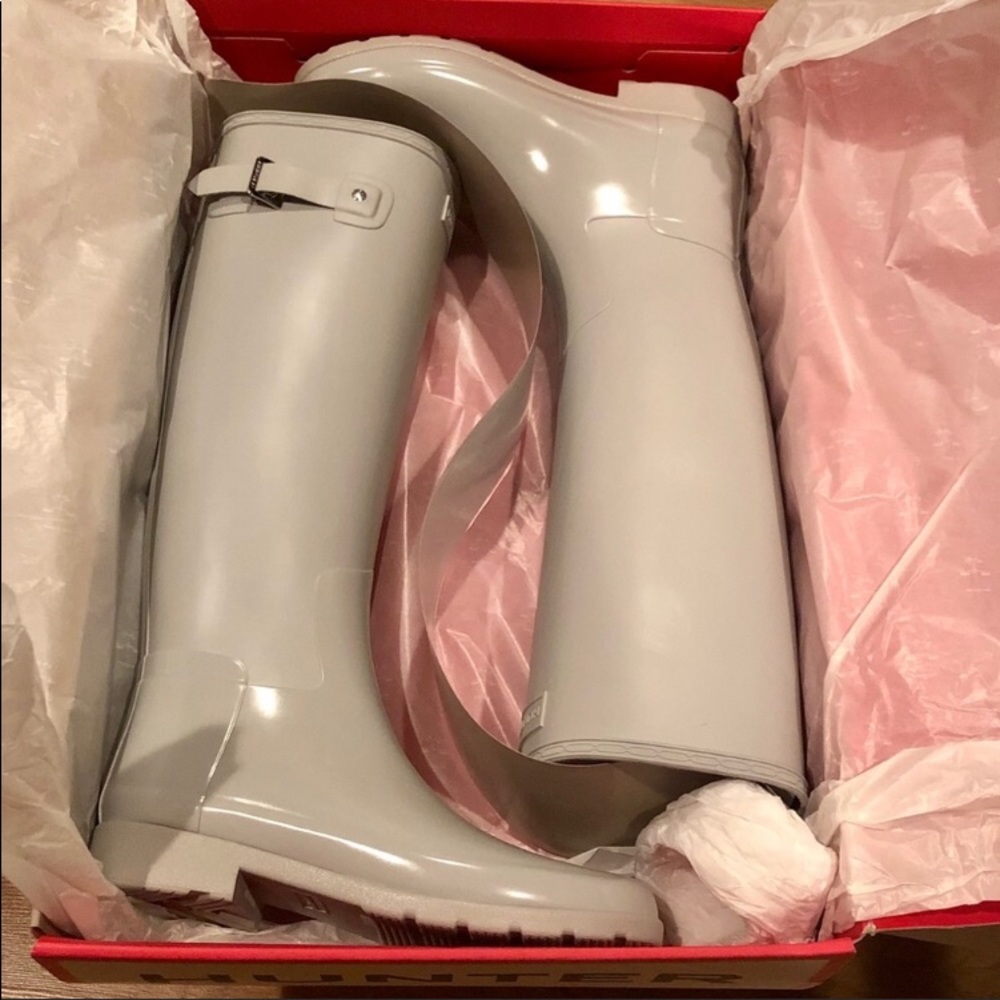 ❗️LAST PAIR❗️ HUNTER Light Gray Rainboots - Picture 5 of 5
